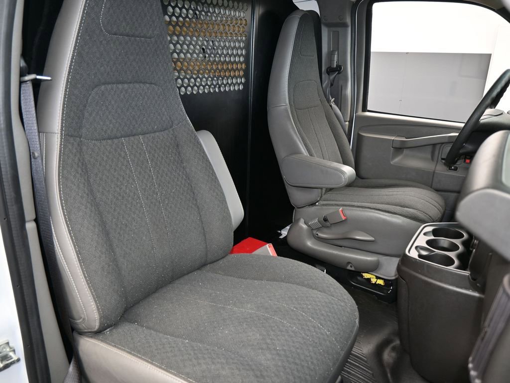 Used 2024 Chevrolet Express 2500 Work Van w/ Driver Convenience Package image 36