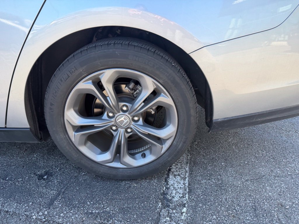 Used 2023 Honda Accord EX image 6