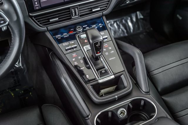 Used 2019 Porsche Cayenne image 31