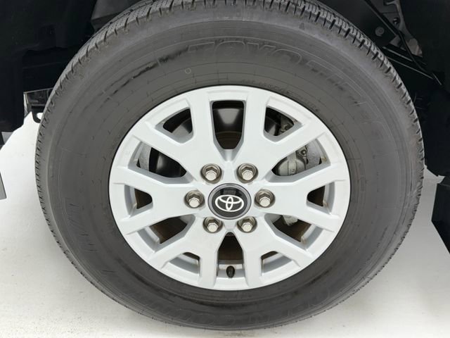 Used 2024 Toyota Tacoma SR image 6