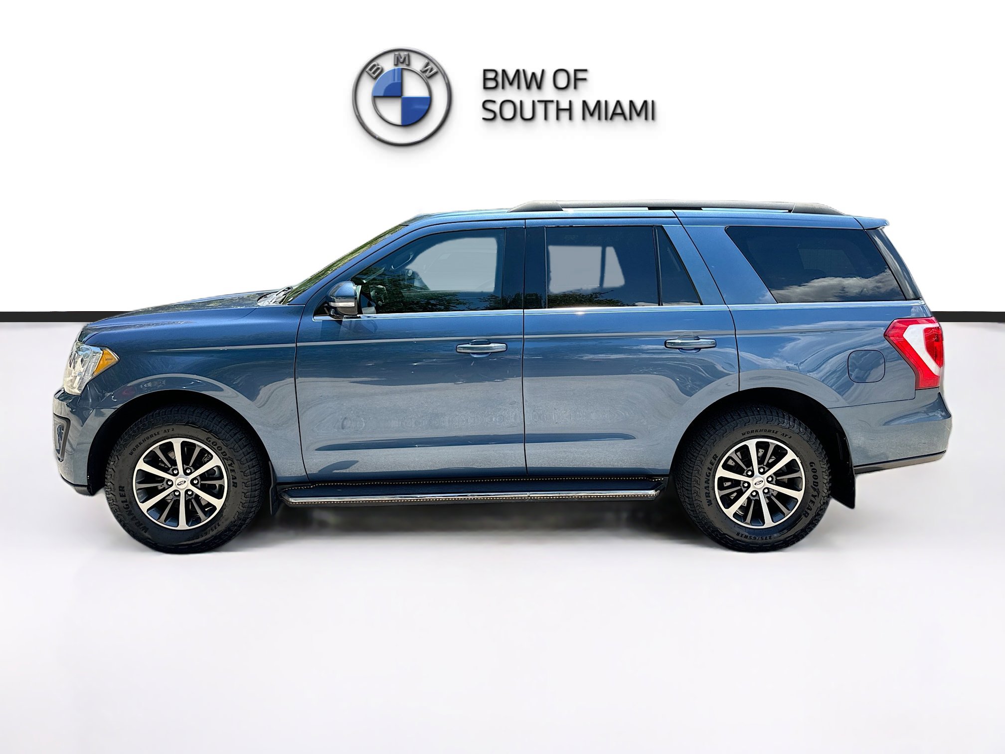 Used 2020 Ford Expedition XLT w/ Equipment Group 202A RWD image 4