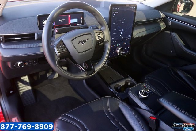 Used 2022 Ford Mustang Mach-E Premium image 11