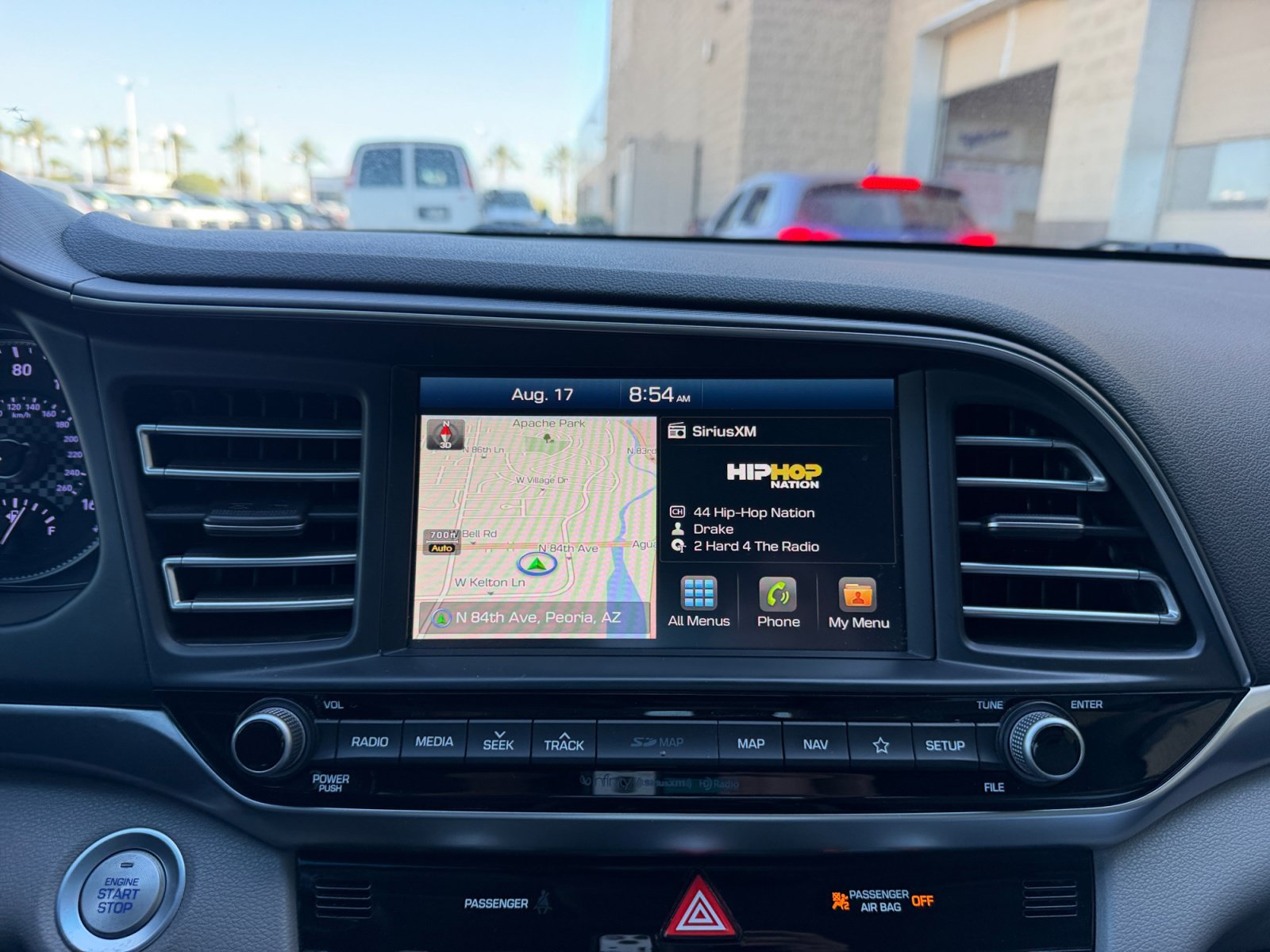Used 2020 Hyundai Elantra Limited w/ Ultimate Package 03 FWD image 12