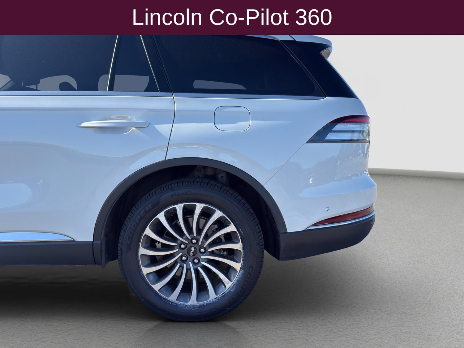 Used 2024 Lincoln Aviator Reserve w/ Elements Package Plus AWD/4WD image 29