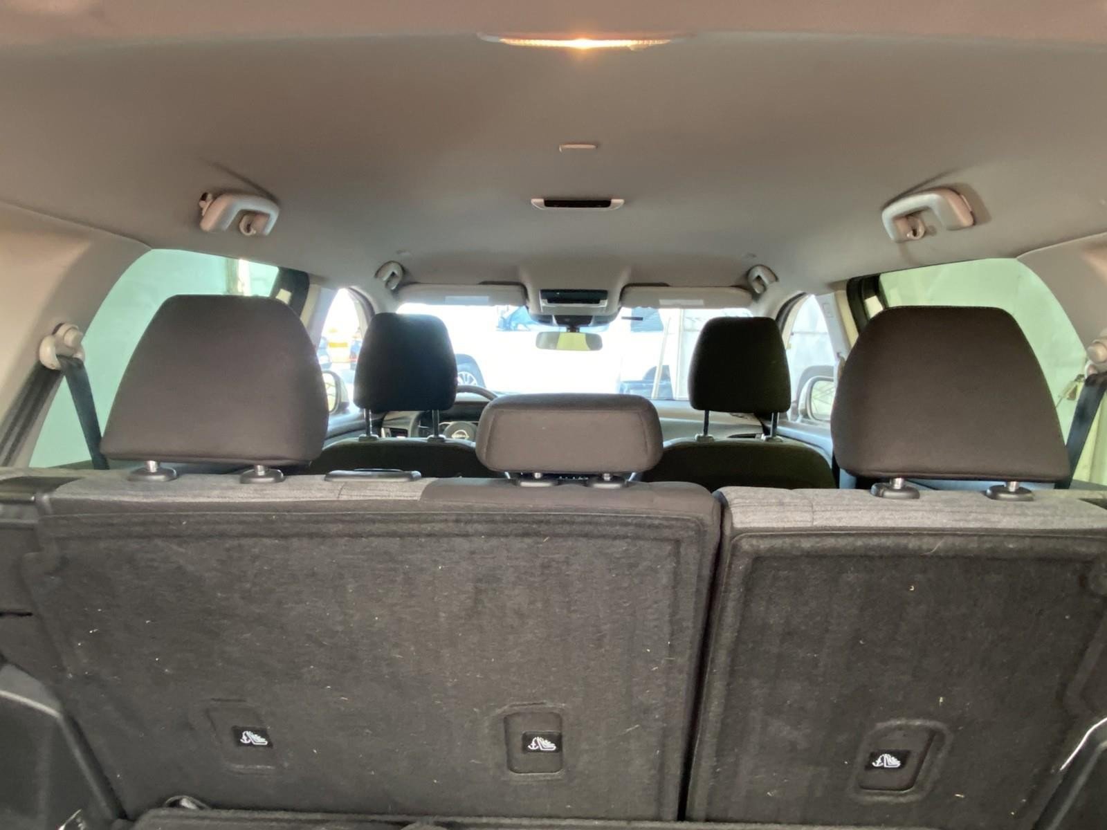 Used 2023 Nissan Rogue SV image 14