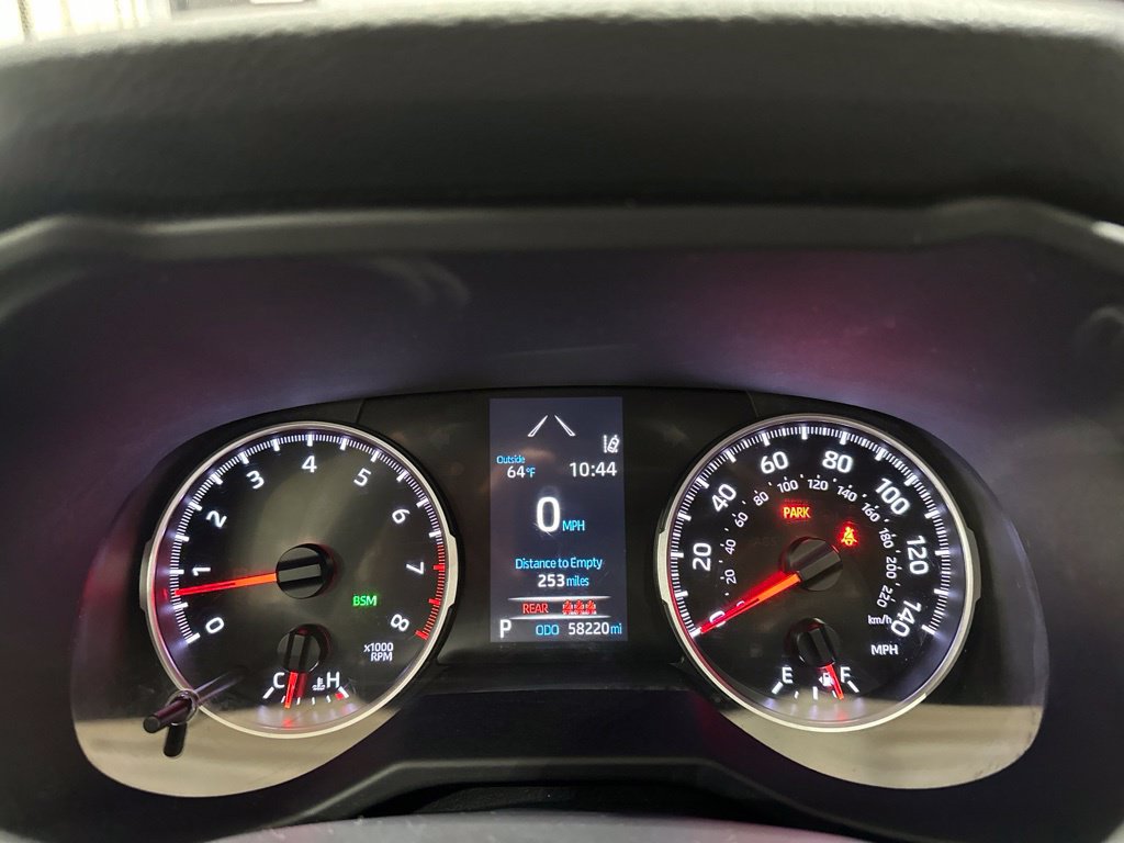 Used 2021 Toyota RAV4 XLE w/ Convenience Package AWD/4WD image 10