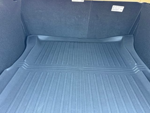 Used 2025 Tesla Model 3 Long Range RWD image 9