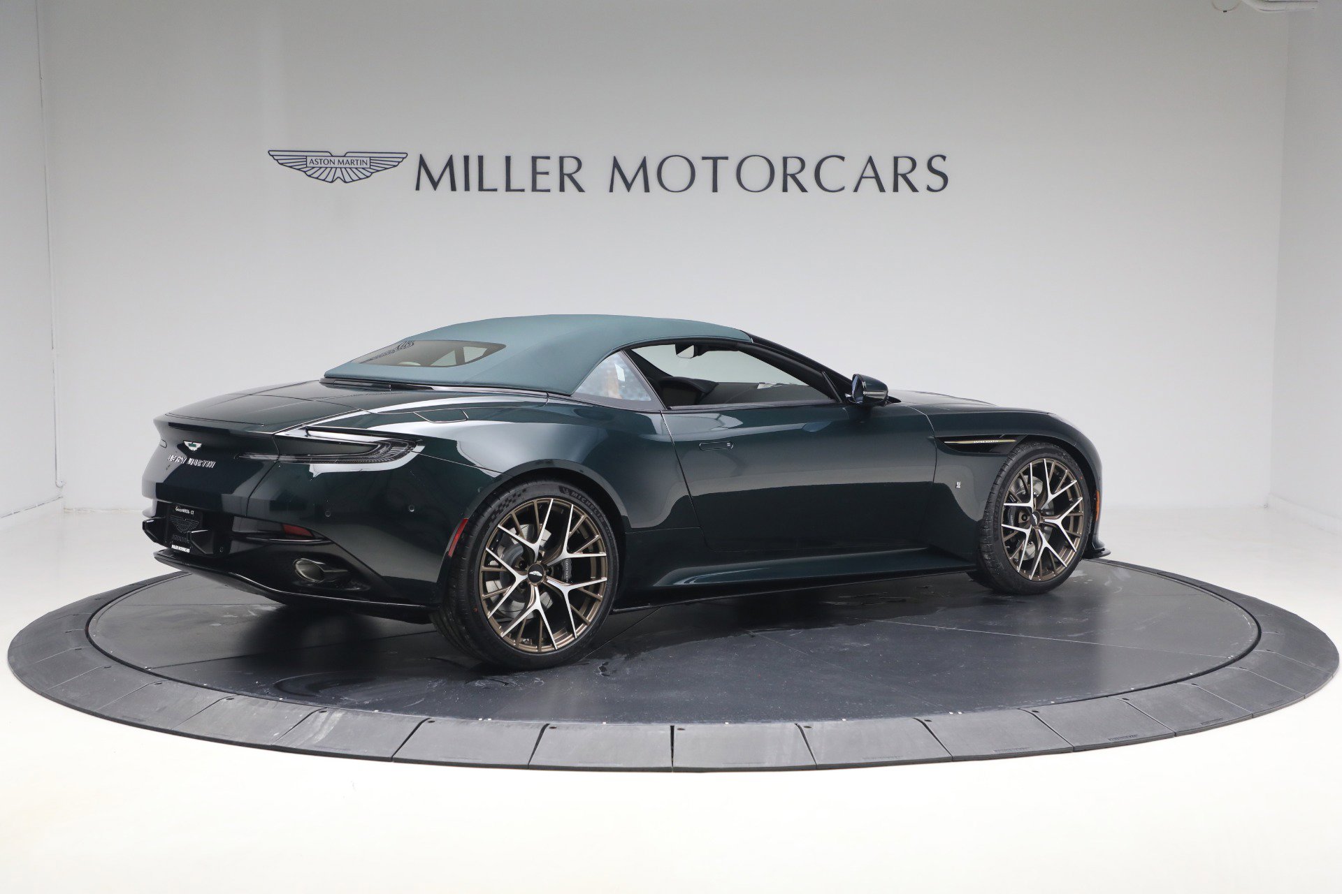 New 2026 Aston Martin DB12 Convertible RWD image 21