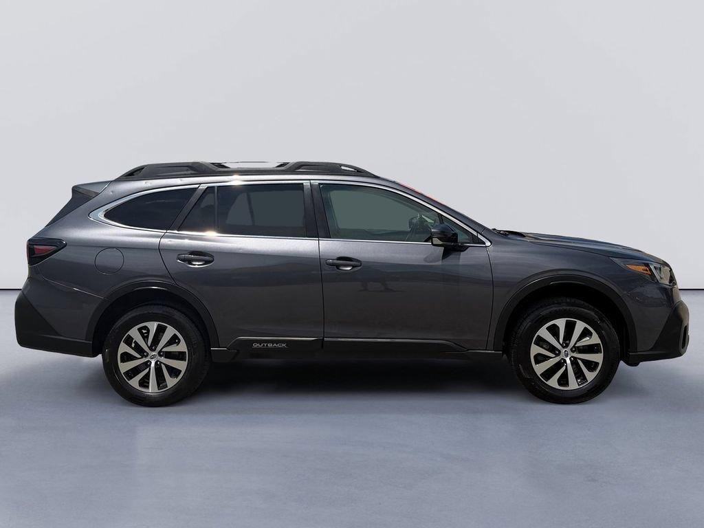 Used 2022 Subaru Outback Premium AWD/4WD image 2