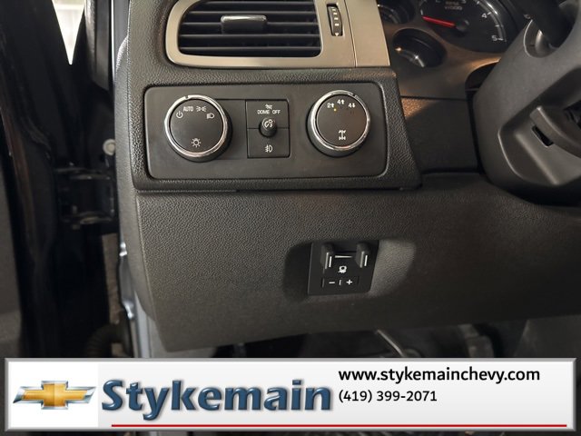 Used 2012 Chevrolet Silverado 3500 LTZ w/ LTZ Plus Package image 39