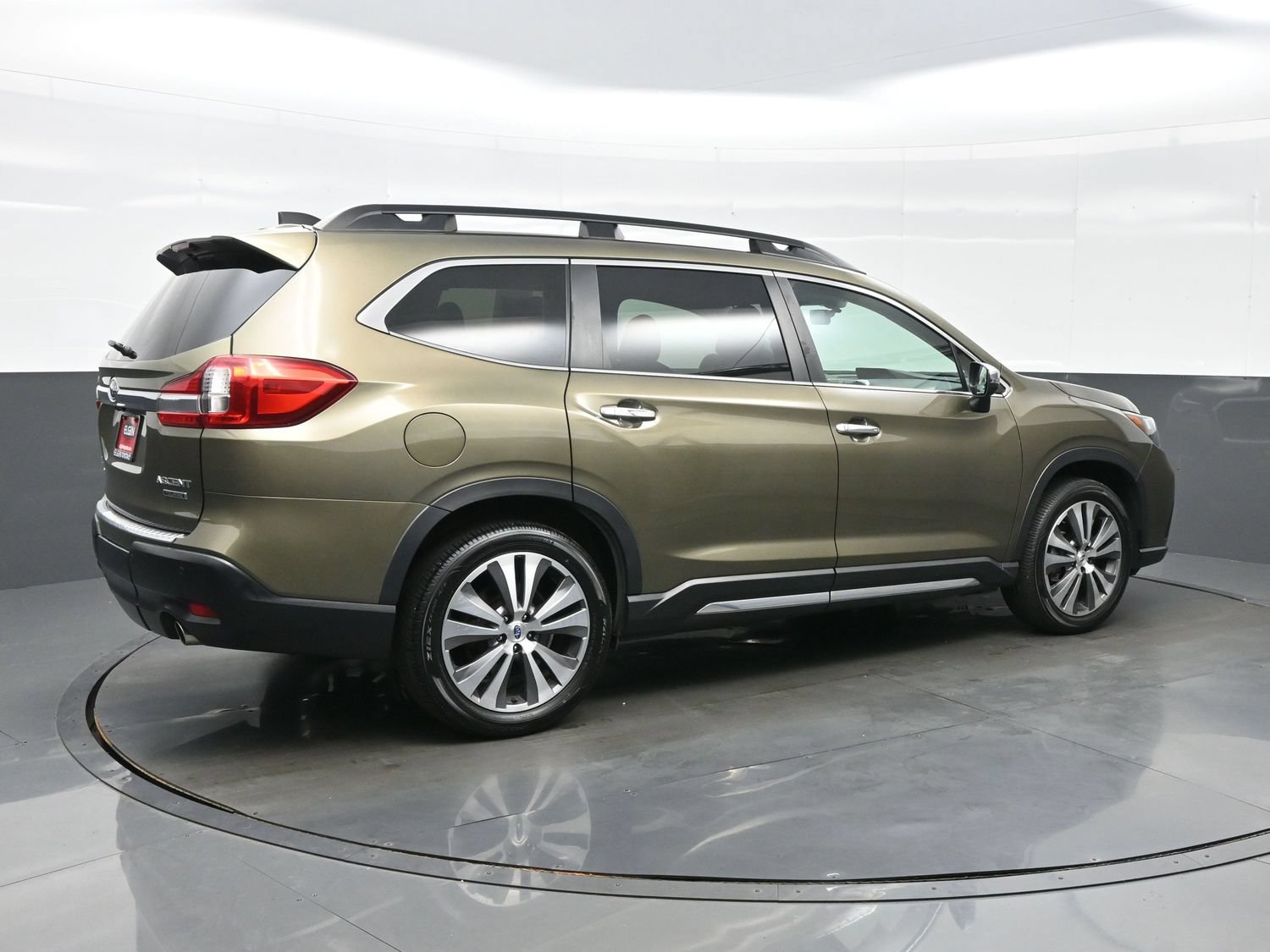 Used 2022 Subaru Ascent Touring AWD/4WD image 6