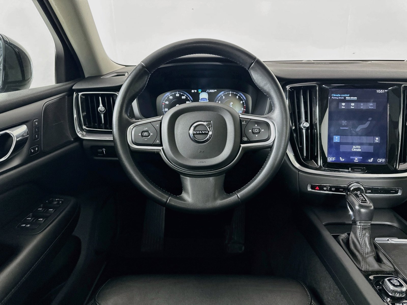 Used 2019 Volvo S60 T6 Momentum w/ Multimedia Package AWD/4WD image 15