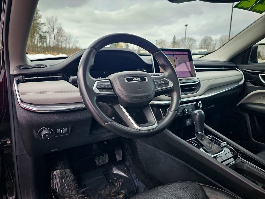 Certified 2022 Jeep Compass Limited w/ Elite Group image 14