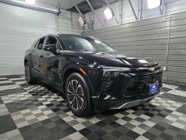 Used 2024 Chevrolet Blazer EV LT image 4
