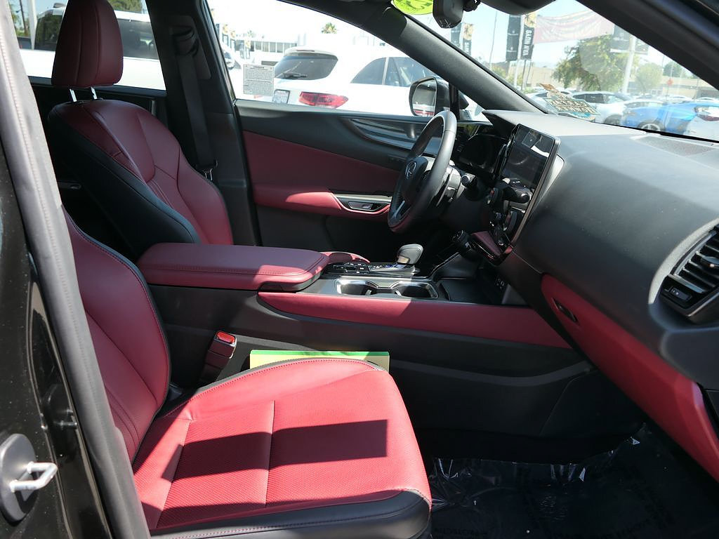 Used 2025 Lexus NX 350h AWD w/ Cold Area Package image 27