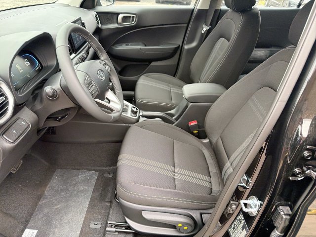 New 2026 Hyundai Venue SEL FWD image 22