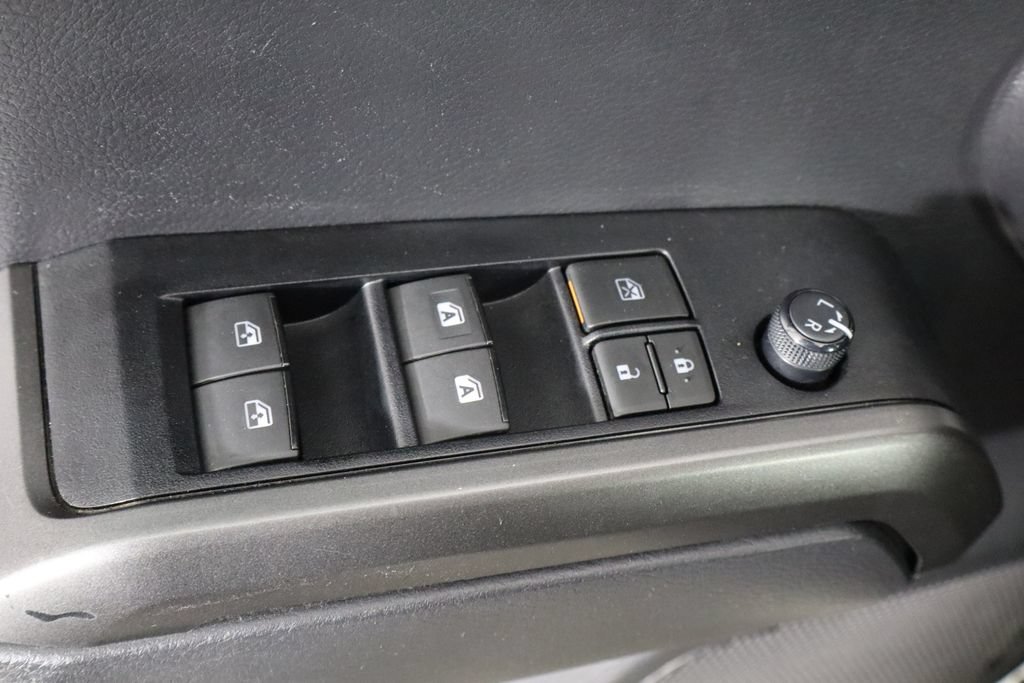 Used 2022 Toyota Tacoma TRD Off-Road AWD/4WD image 20