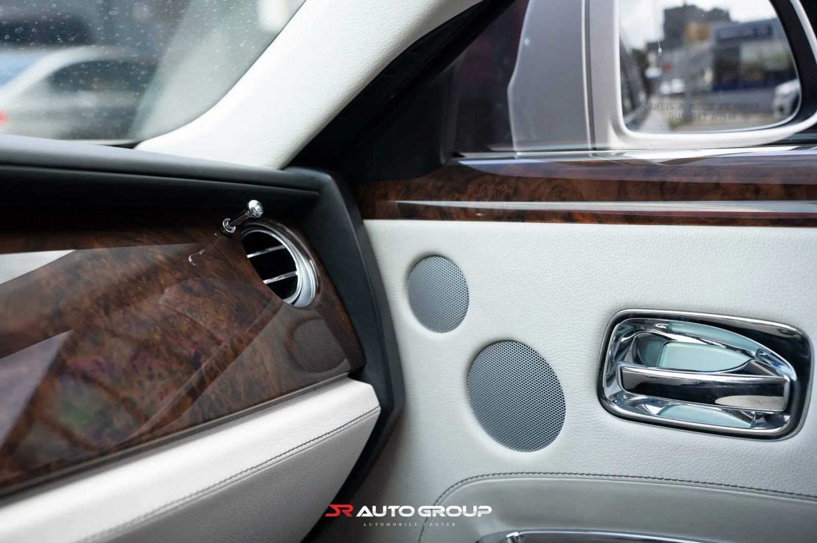 Used 2012 Rolls-Royce Ghost RWD image 9