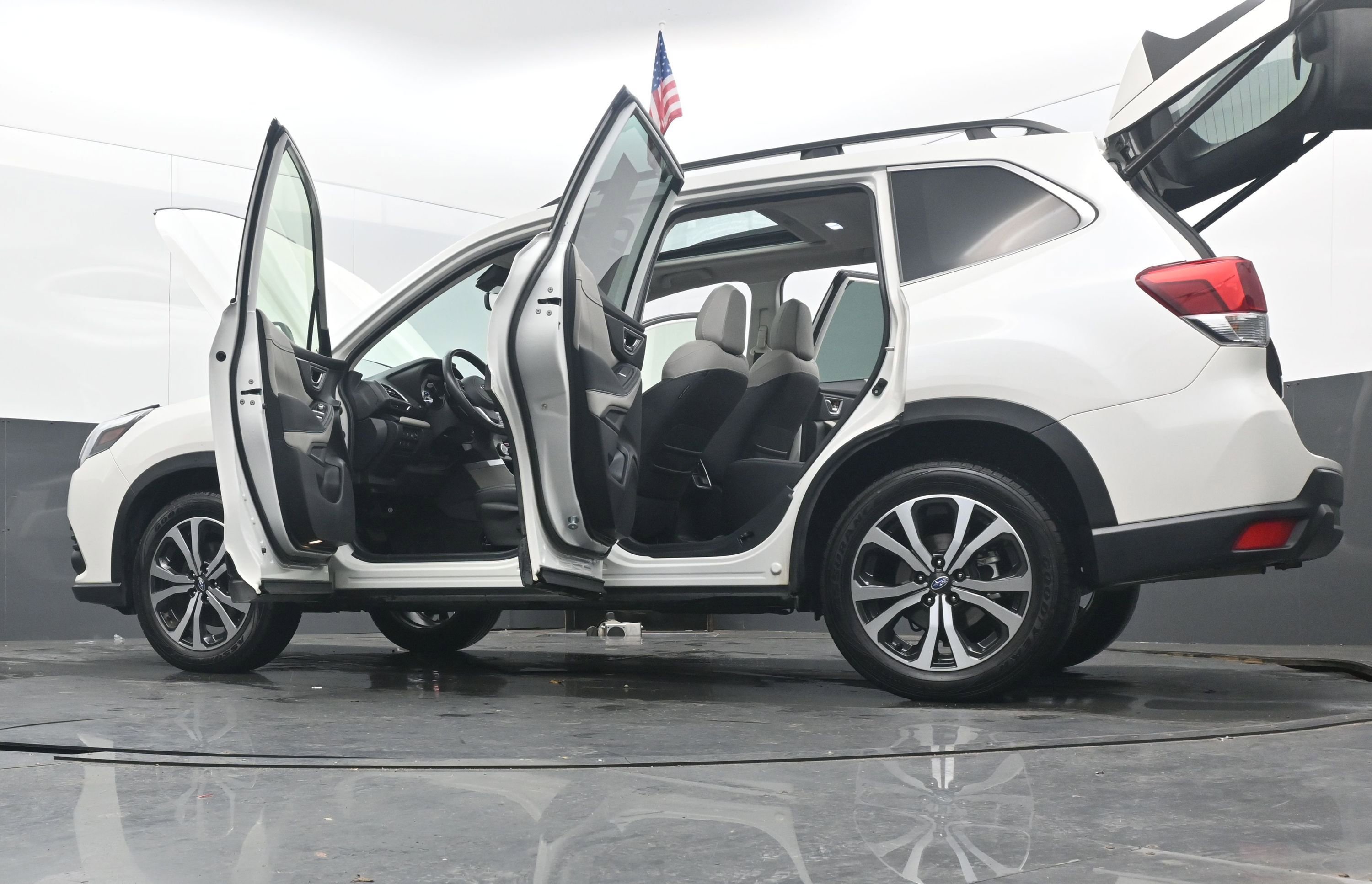 Used 2022 Subaru Forester Limited image 43