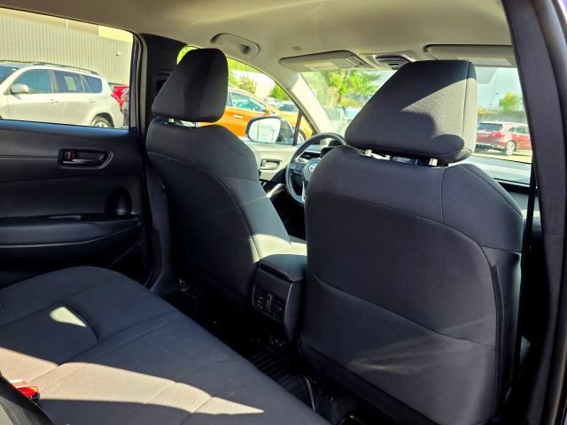 Used 2022 Toyota Corolla Cross LE AWD/4WD image 45