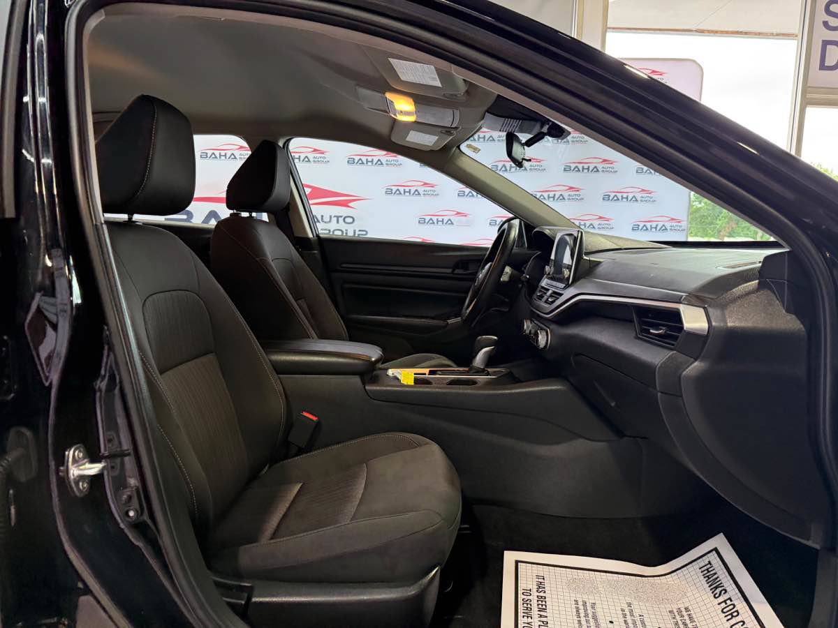 Used 2026 Nissan Altima 2.5 SV FWD image 48