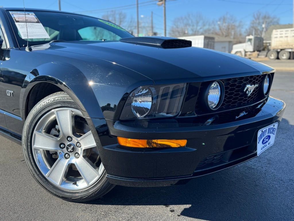 Used 2007 Ford Mustang GT image 35
