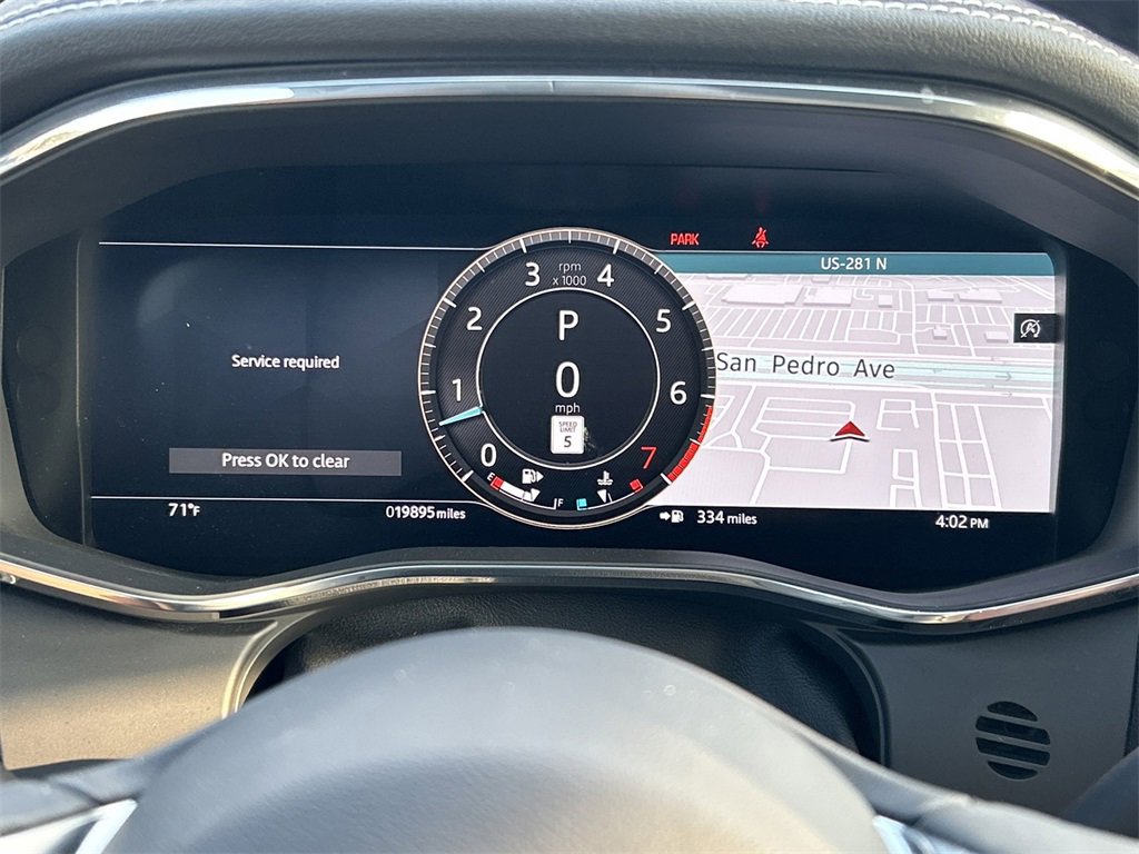 Used 2024 Jaguar F-PACE R-Dynamic S image 40