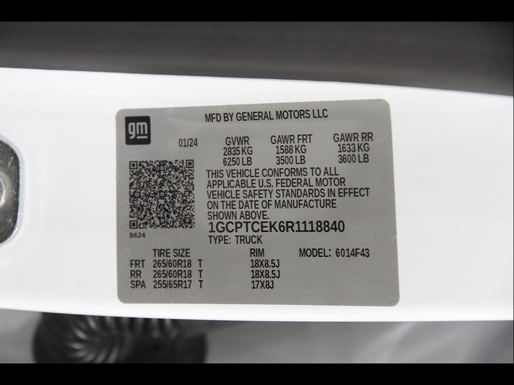Certified 2024 Chevrolet Colorado LT w/ LT Convenience Package III AWD/4WD image 24