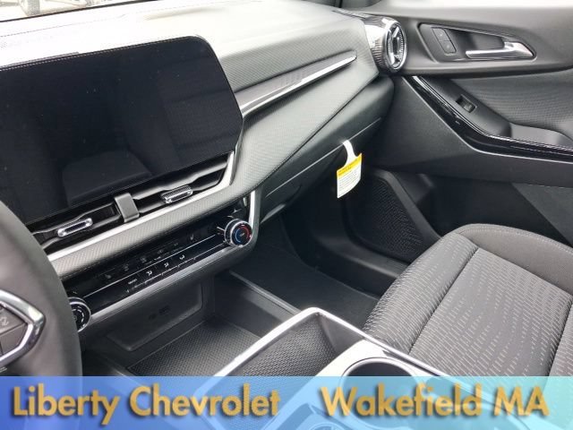 New 2026 Chevrolet Equinox LT w/ Safety and Technology Package AWD/4WD image 10