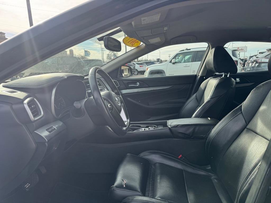 Used 2017 Nissan Maxima 3.5 SV FWD image 9