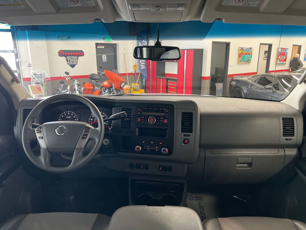 Used 2017 Nissan NV 3500 SV image 12