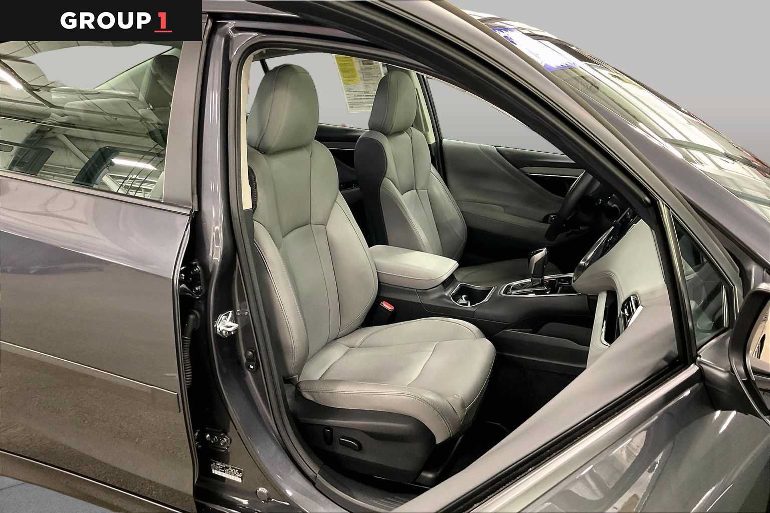 Certified 2025 Subaru Legacy Limited AWD/4WD image 9