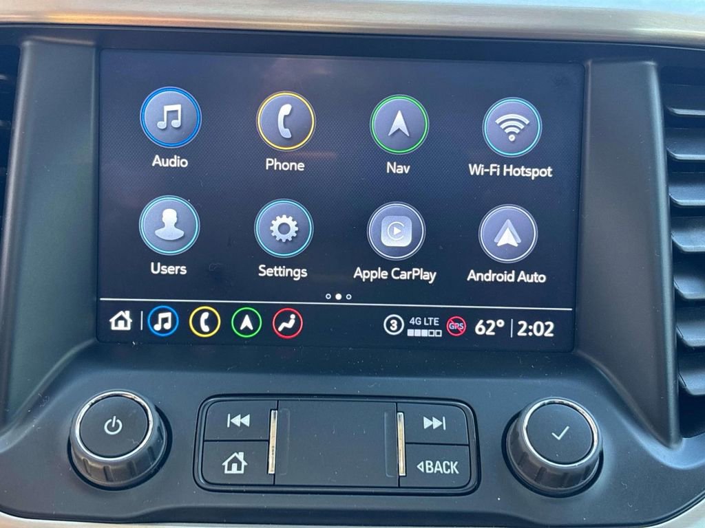 Used 2022 GMC Acadia Denali w/ Denali Ultimate Package AWD/4WD image 23