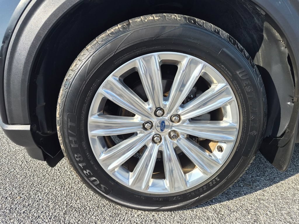 Used 2020 Ford Explorer Limited w/ Class III Trailer Tow Package RWD image 22