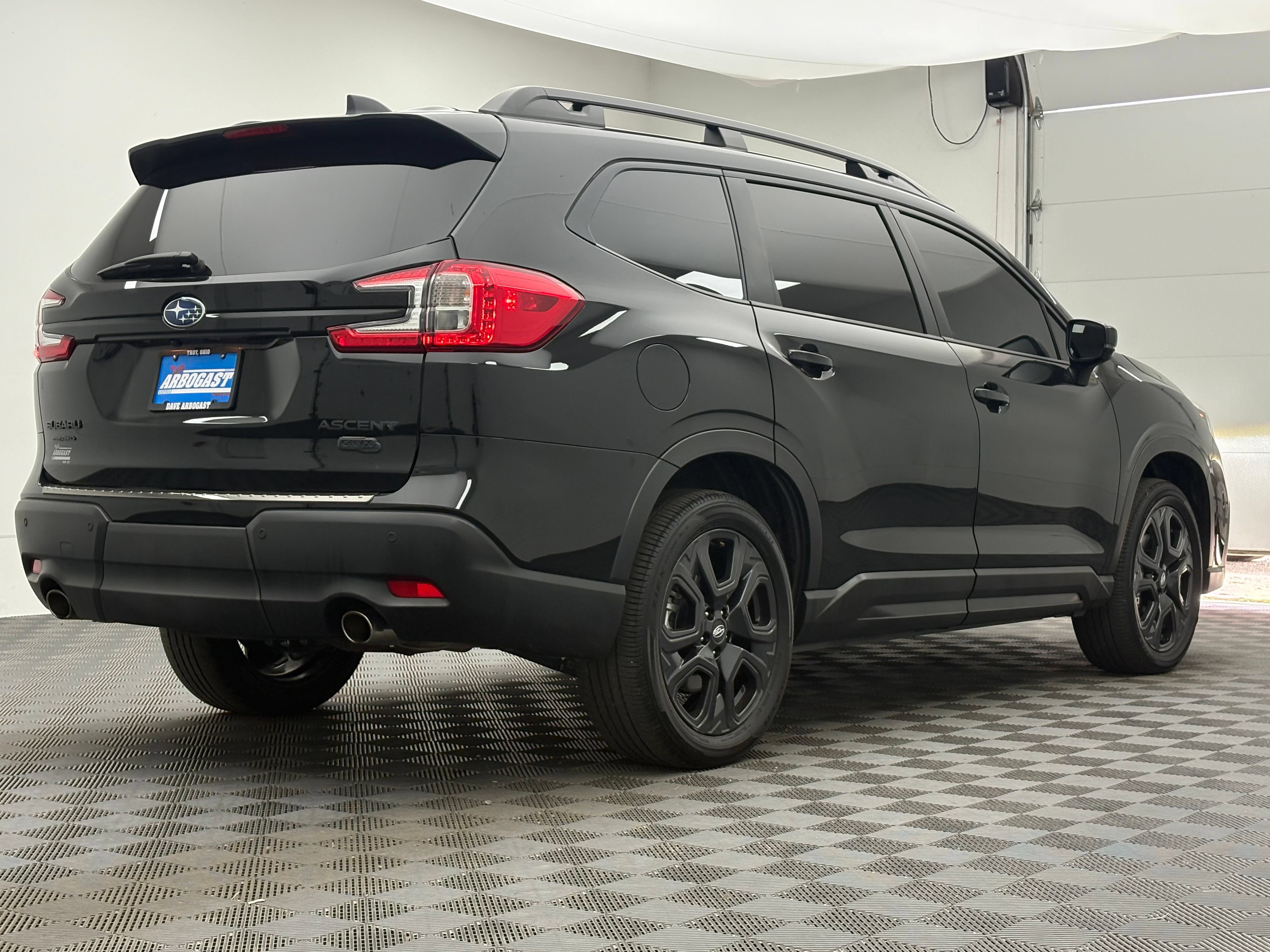 Used 2025 Subaru Ascent Onyx Edition AWD/4WD image 8