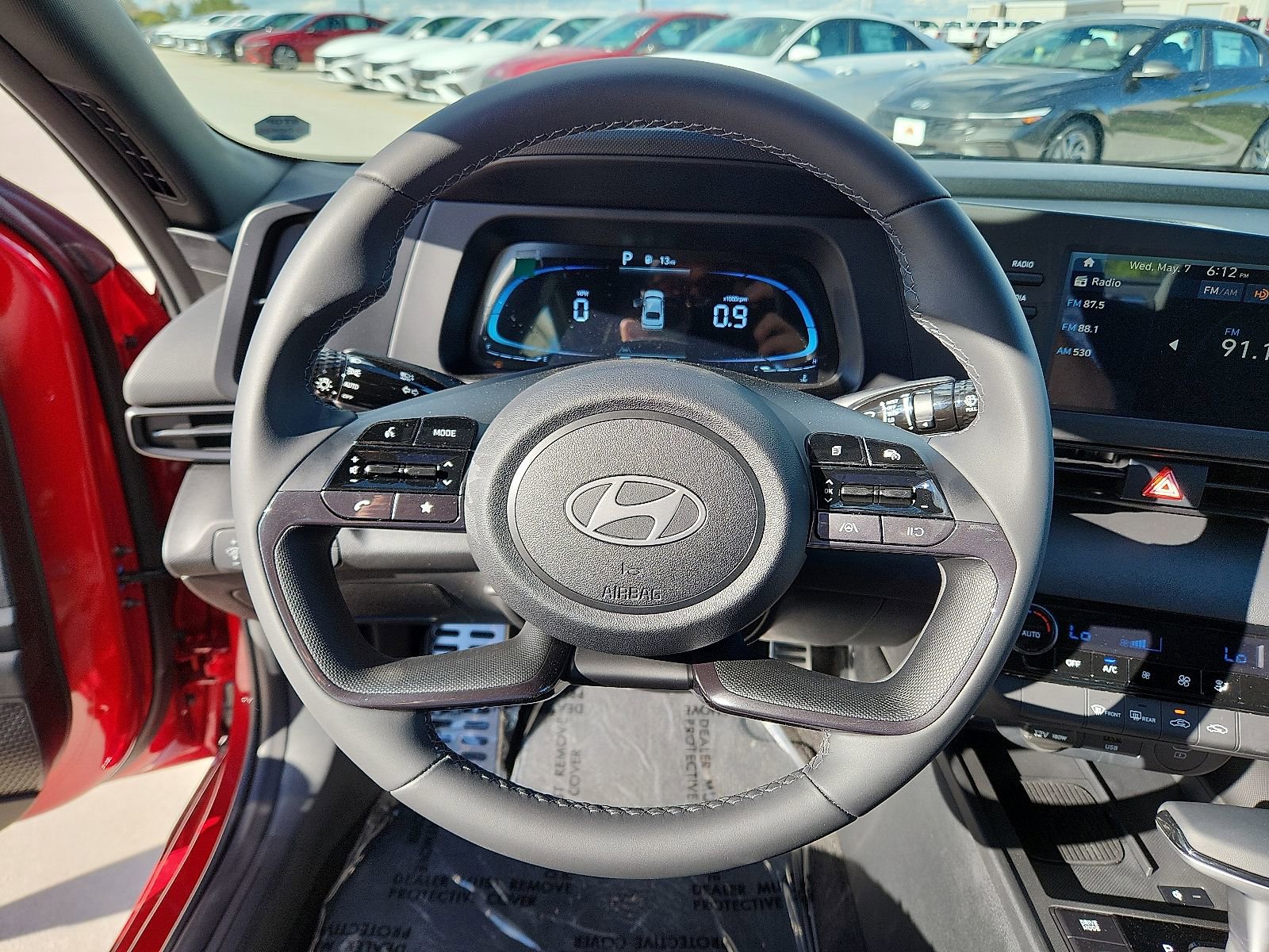 New 2025 Hyundai Elantra Sport image 17