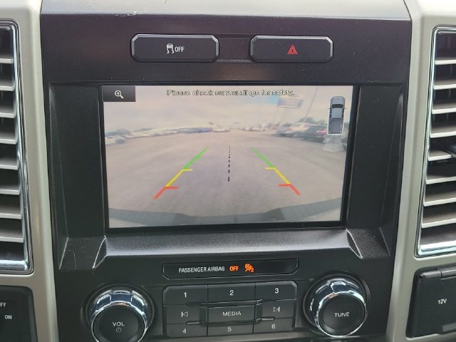 Used 2015 Ford F150 Lariat RWD image 24