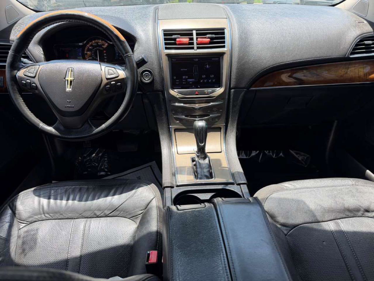 Used 2013 Lincoln MKX FWD w/ Wood Pkg image 7