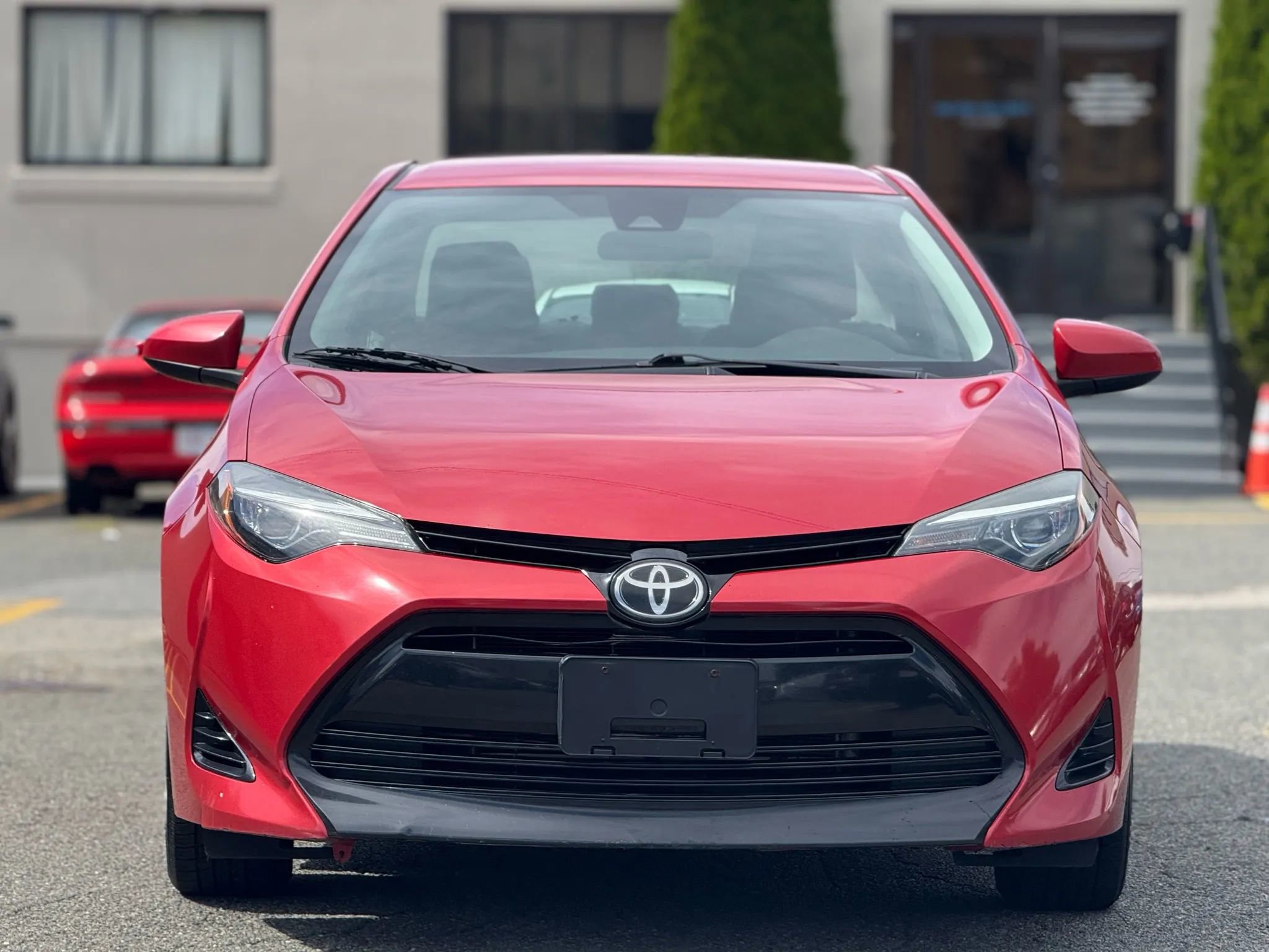 Used 2018 Toyota Corolla LE image 4
