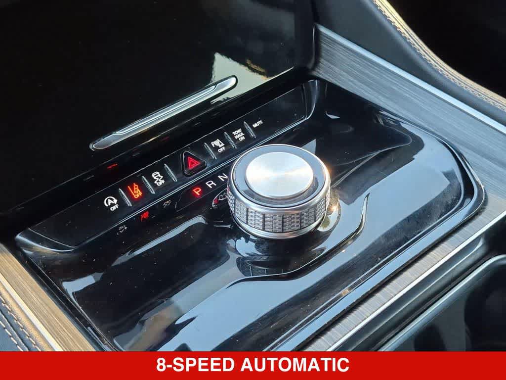 Used 2024 Jeep Wagoneer L Series II w/ Flexible Seating Group RWD image 32
