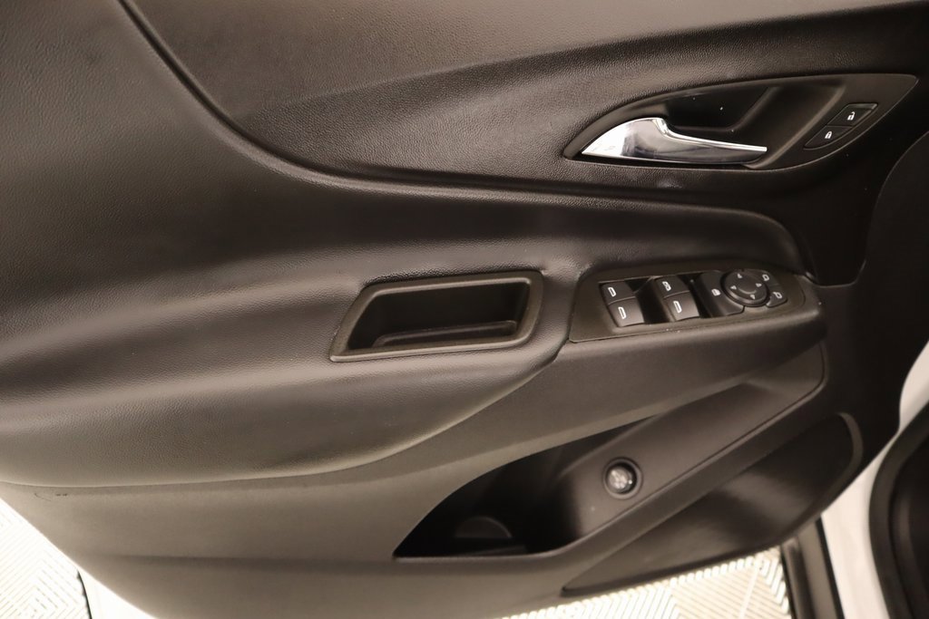 Used 2024 Chevrolet Equinox LT image 15