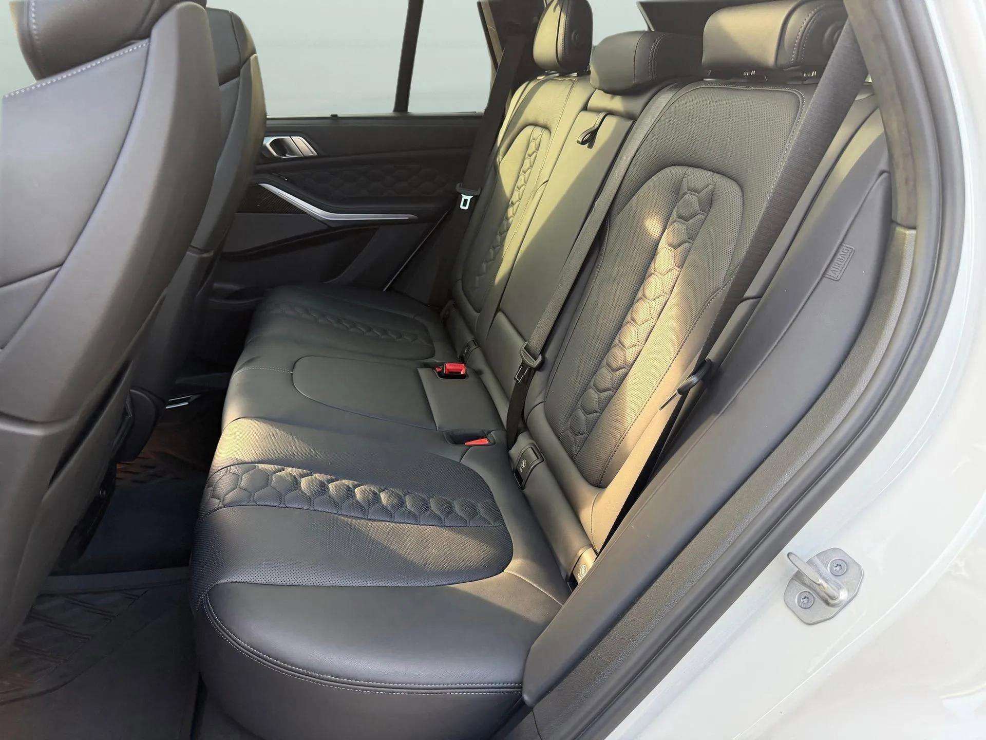 Used 2022 BMW X5 M w/ Executive Package image 23