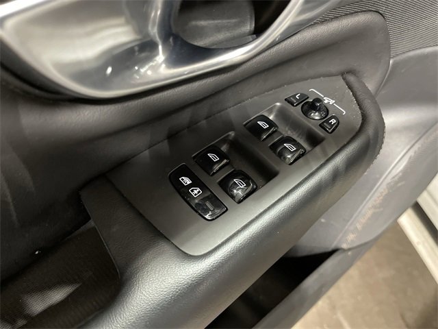 Used 2023 Volvo XC90 B5 Plus image 19