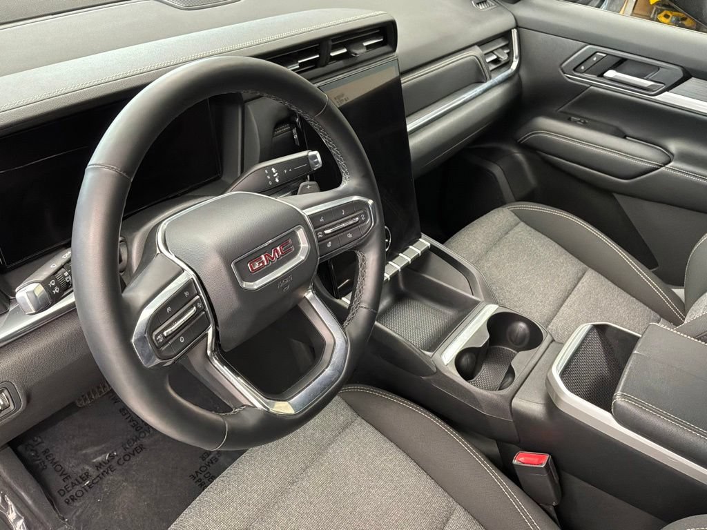 Used 2025 GMC Terrain Elevation AWD/4WD image 21