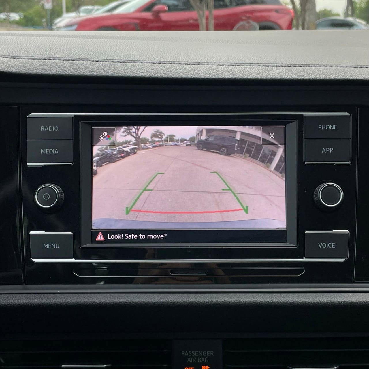 Used 2024 Volkswagen Jetta SE FWD image 19