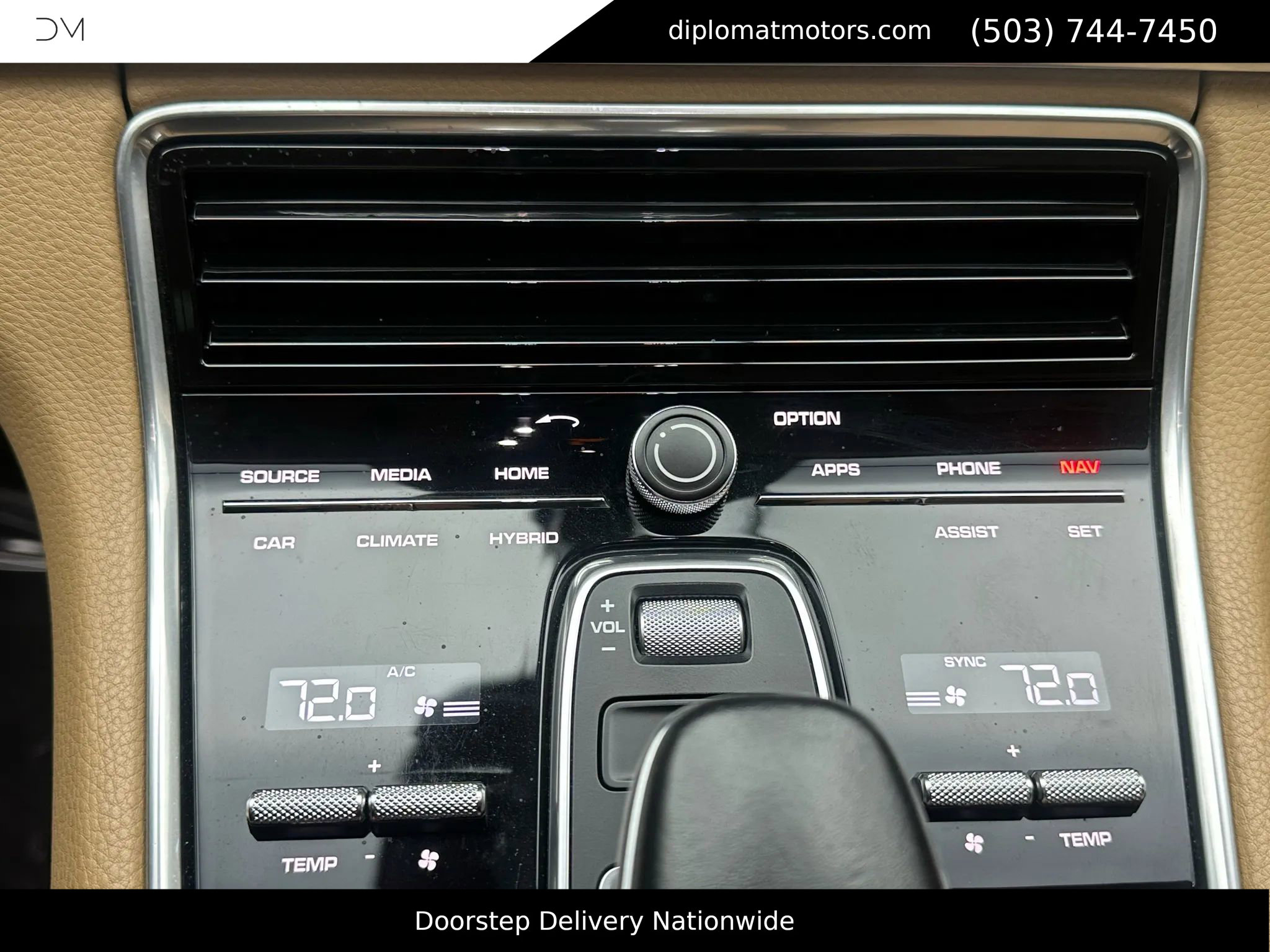 Used 2018 Porsche Panamera 4 image 26