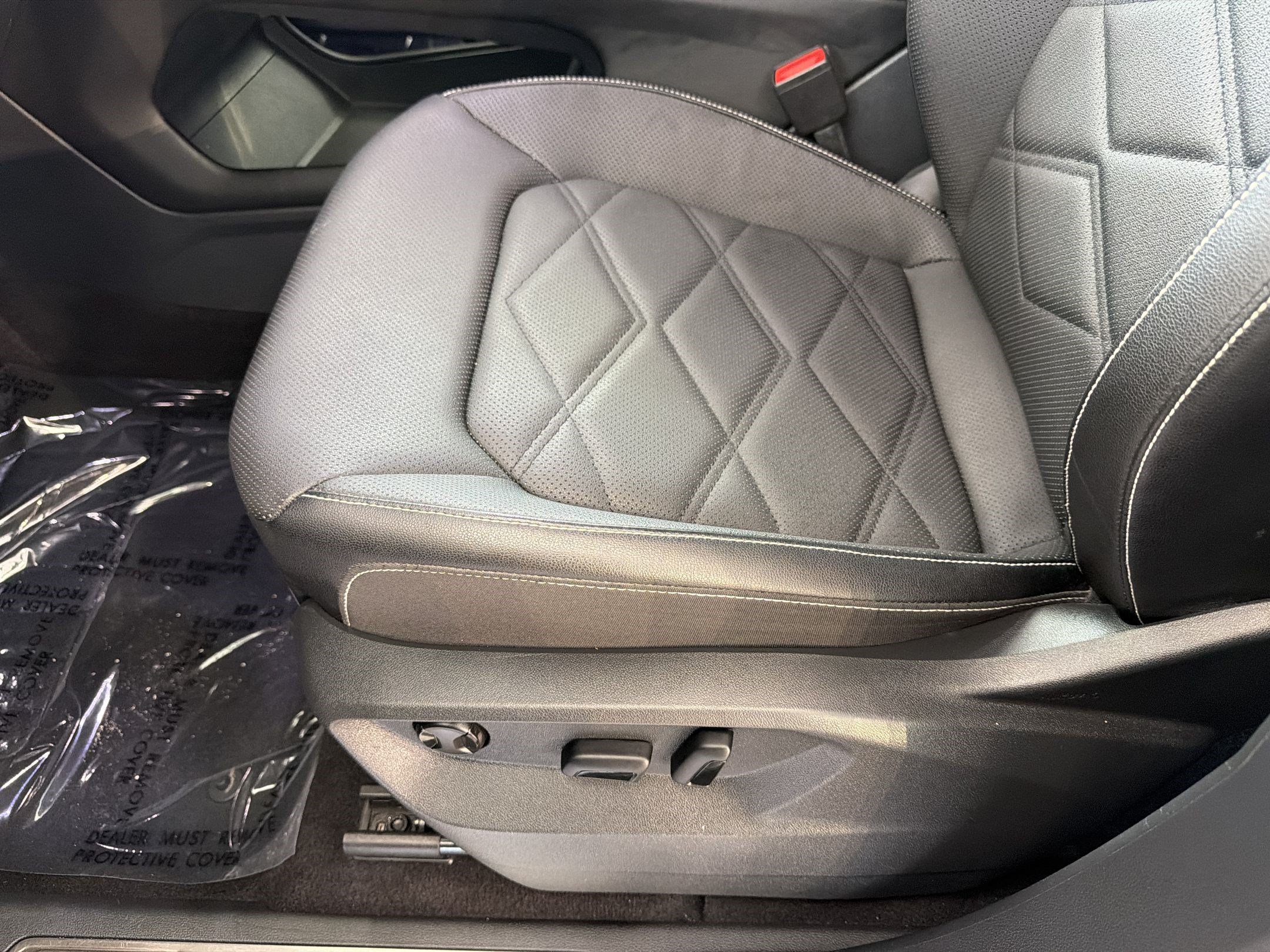 Used 2024 Volkswagen Atlas SE FWD image 16
