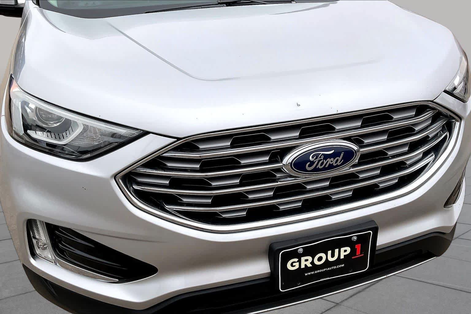 Used 2019 Ford Edge Titanium AWD/4WD image 29
