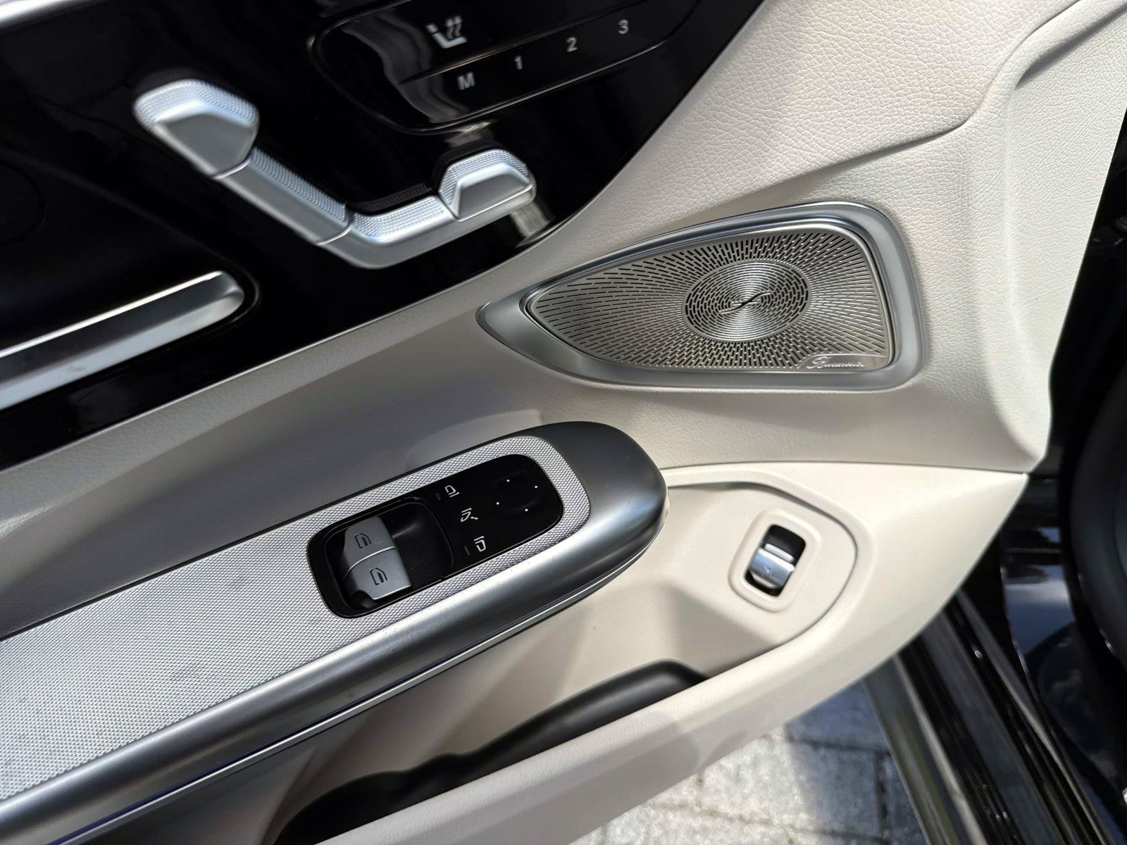 New 2027 Mercedes-Benz CLE 300 4MATIC Coupe image 13