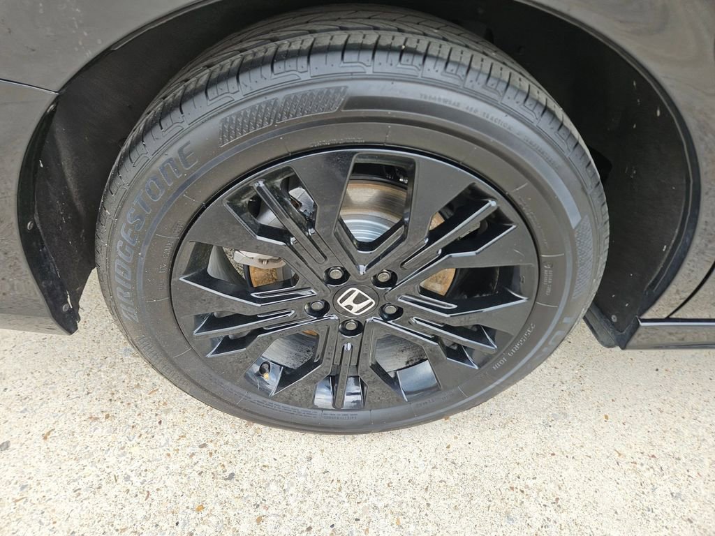 Used 2025 Honda Odyssey Sport-L image 25